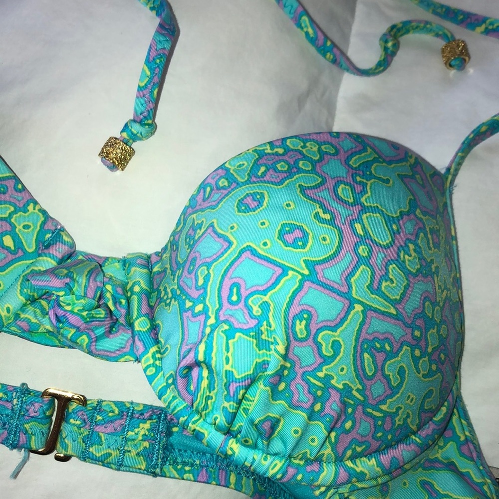 Bathing suit - Picture 2 of 2